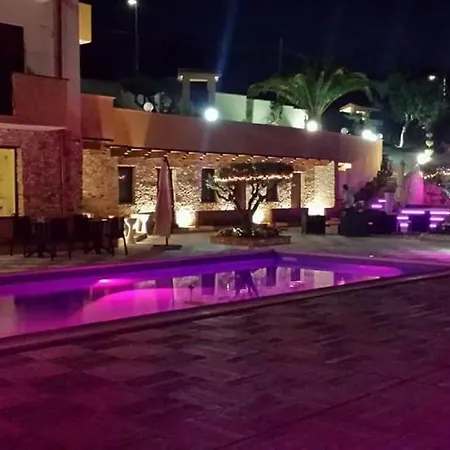 Πανσιόν Giulia Del Cavaliere 3*