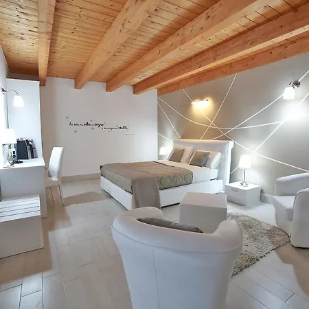 Guest house Giulia Del Cavaliere 3*