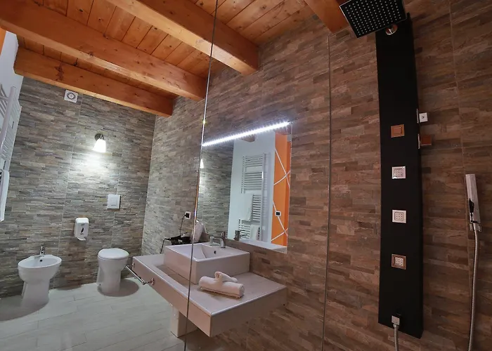 招待所 Giulia Del Cavaliere 卡斯特罗维拉里