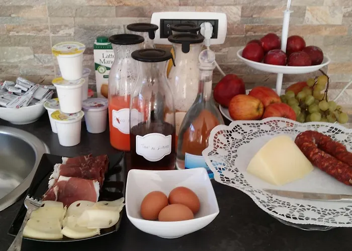 Giulia Del Cavaliere 卡斯特罗维拉里