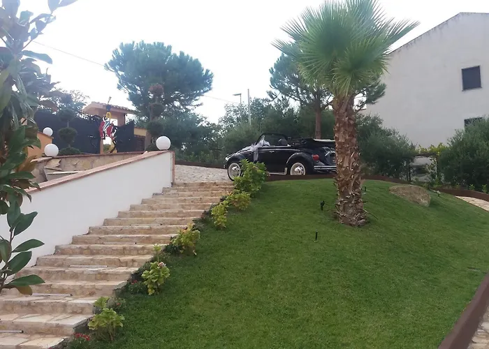 Giulia Del Cavaliere 招待所 卡斯特罗维拉里