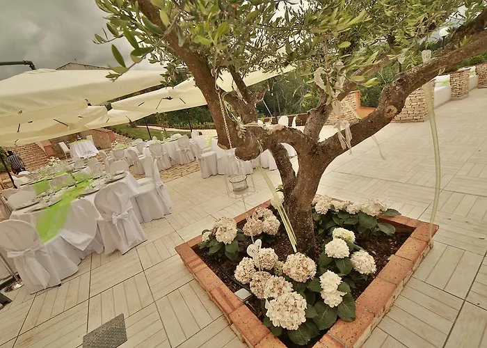 Giulia Del Cavaliere 招待所 卡斯特罗维拉里